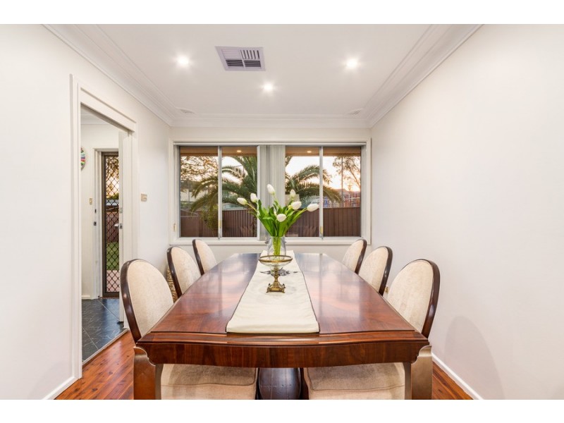 14 Diane Close, Greenacre NSW 2190