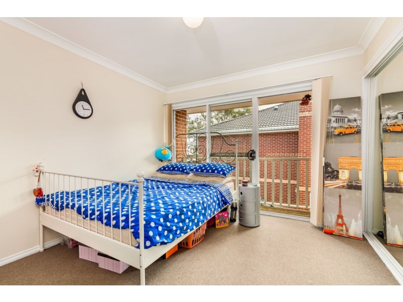 9/2 Station Avenue, Concord West NSW 2138