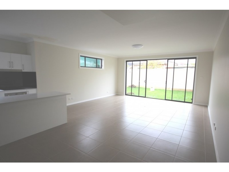 27B Margaret Street, Fairfield West NSW 2165