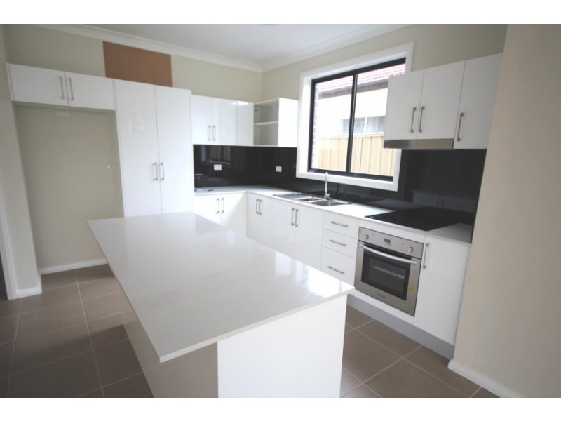 27B Margaret Street, Fairfield West NSW 2165