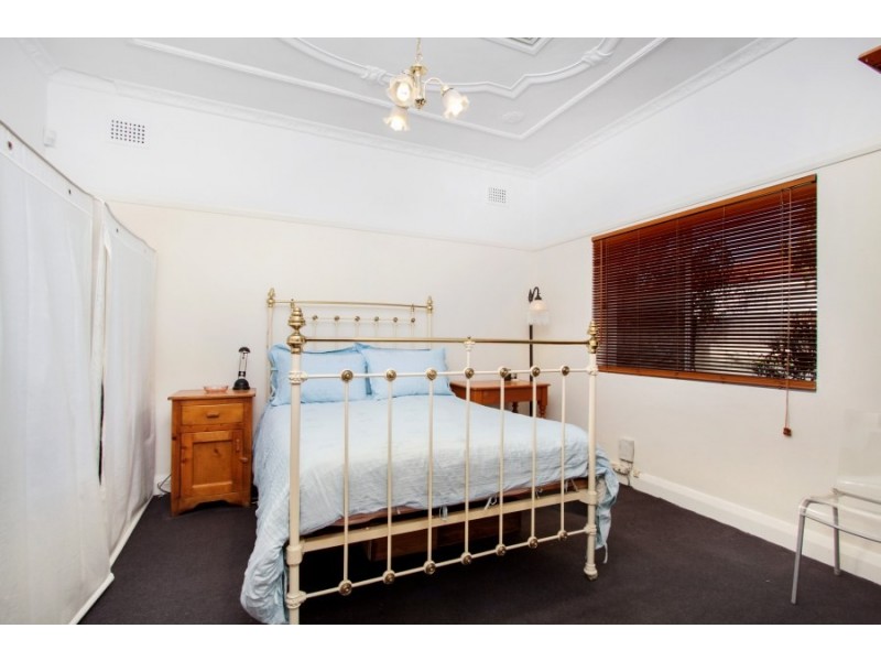 2 Second Avenue, Five Dock NSW 2046