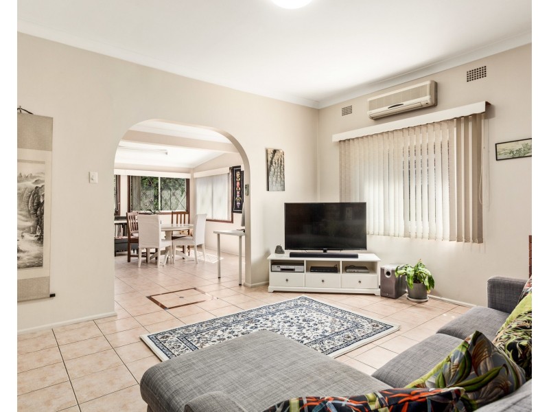 13 Clement Street, Strathfield South NSW 2136