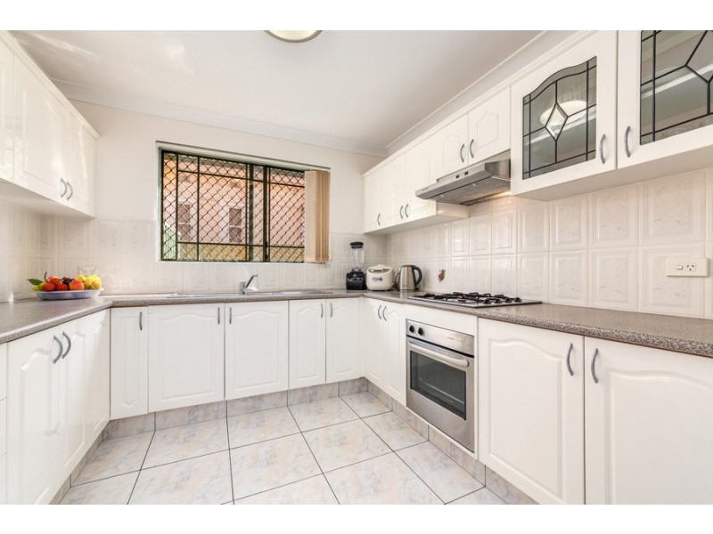 2/90 Dutton Street, Yagoona NSW 2199