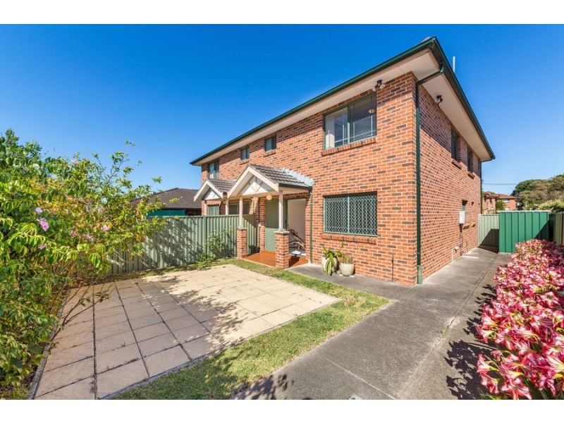 2/90 Dutton Street, Yagoona NSW 2199