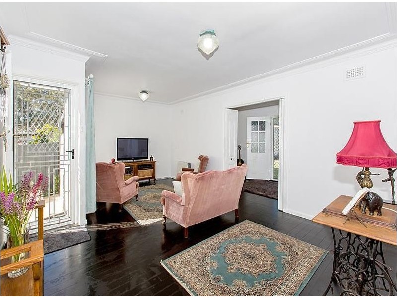 1 Hervey Street, Georges Hall NSW 2198