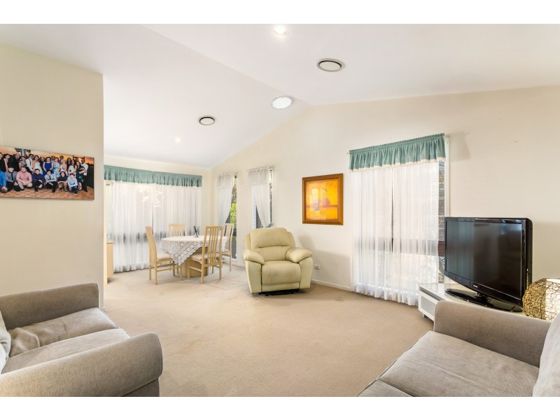 39 Talinga Avenue, Georges Hall NSW 2198