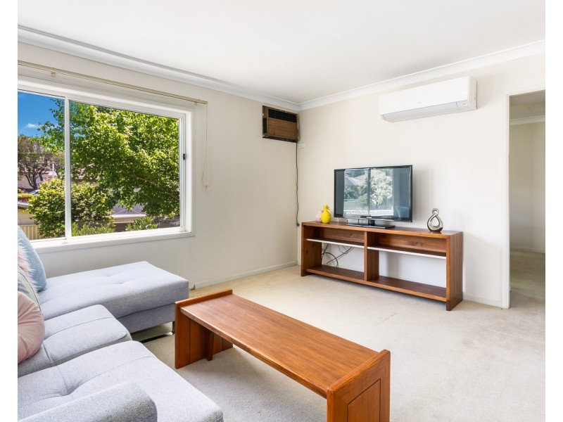 4 Lilydale Avenue, Peakhurst NSW 2210