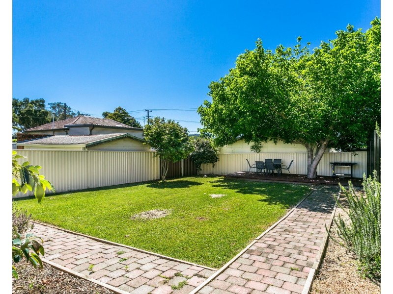 4 Lilydale Avenue, Peakhurst NSW 2210