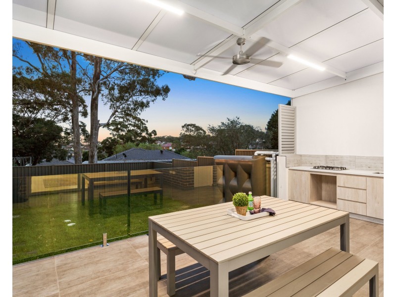 7 Cumberland Avenue, Georges Hall NSW 2198