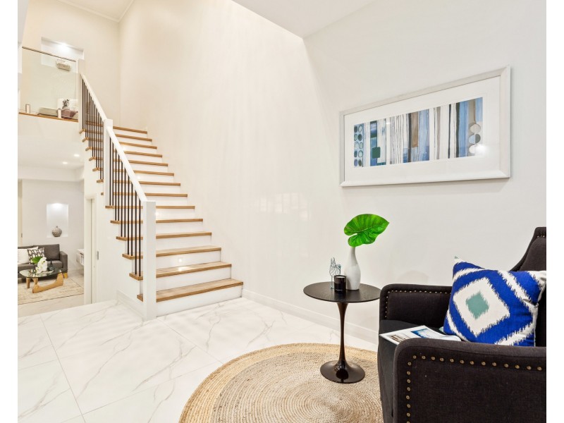 7 Cumberland Avenue, Georges Hall NSW 2198