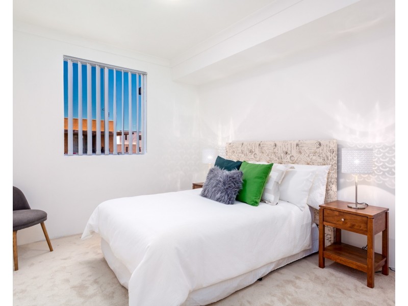 30/10-16 Castlereagh Street, Liverpool NSW 2170