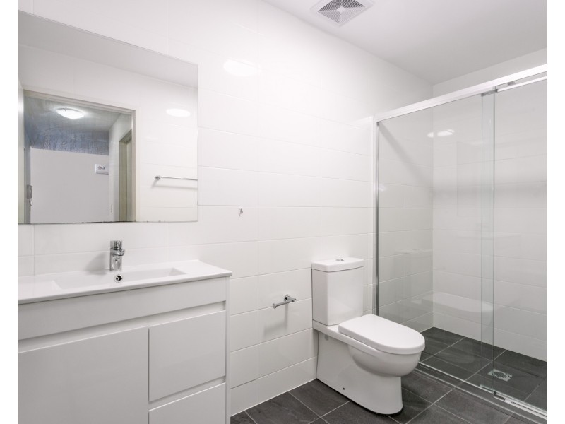 24/6-8 George Street, Warwick Farm NSW 2170