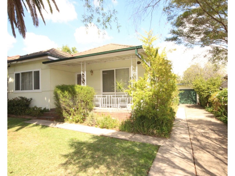 110 Hillcrest Avenue, Greenacre NSW 2190