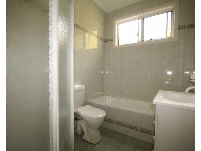 110 Hillcrest Avenue, Greenacre NSW 2190