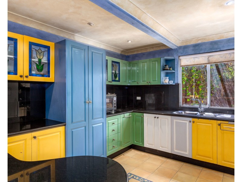 9 Como Road, Greenacre NSW 2190