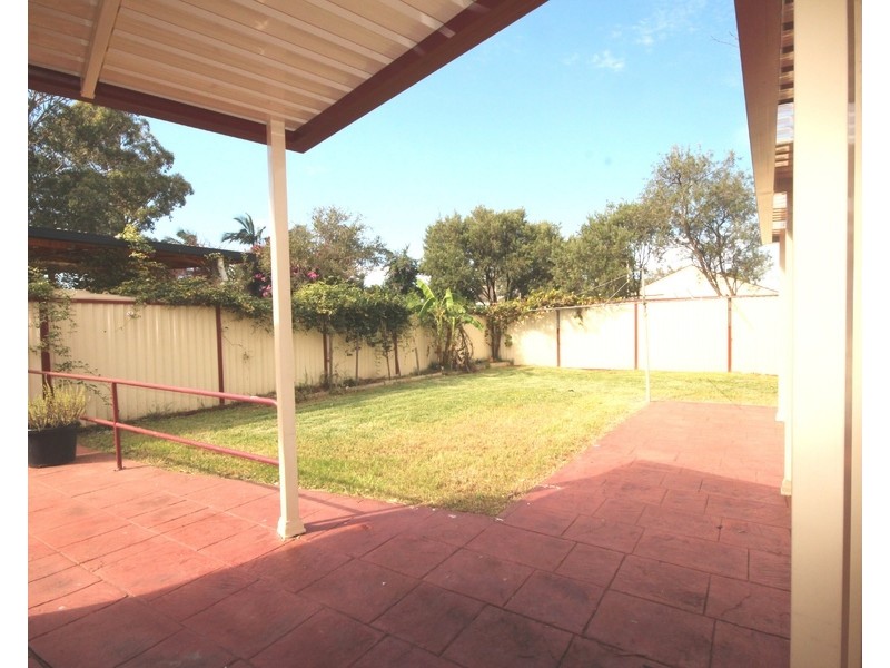 28 Insignia Street, Sadleir NSW 2168