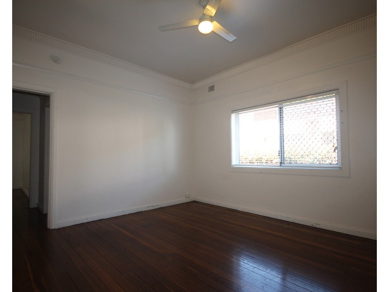 2/53 Thomas Street, Croydon NSW 2132