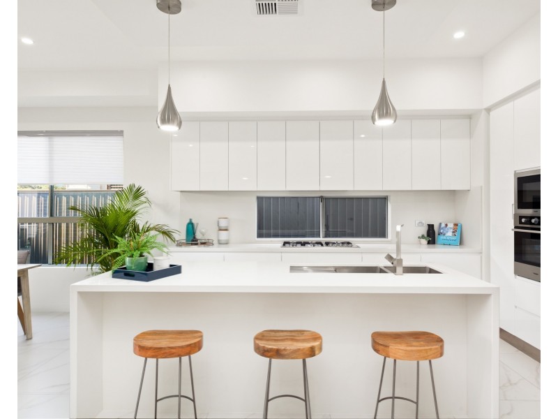 7A Cumberland Avenue, Georges Hall NSW 2198