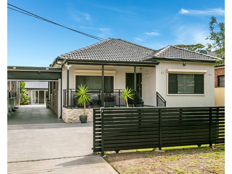 11a Como Road, Greenacre NSW 2190