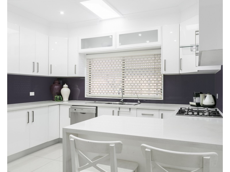 11a Como Road, Greenacre NSW 2190