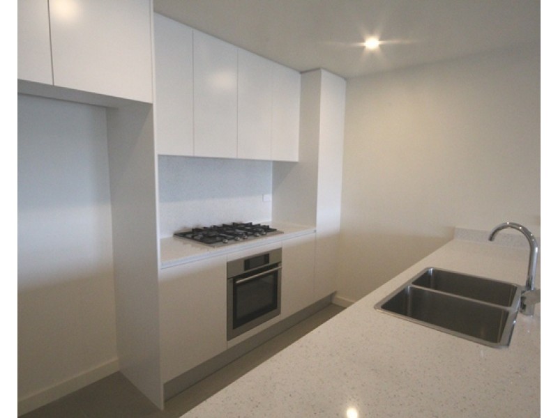 302A/2 Rowe Drive, Potts Hill NSW 2143