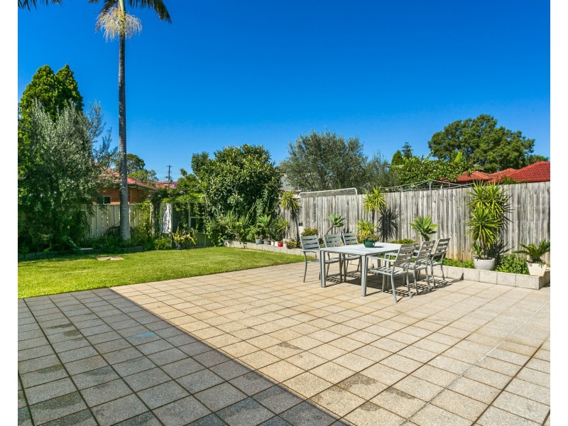 31 Rea Street, Greenacre NSW 2190