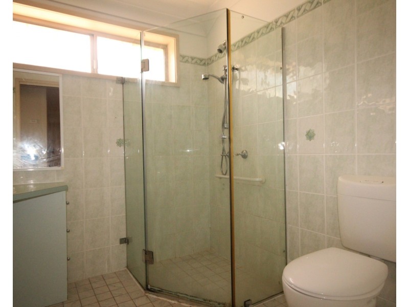 72 Wendy Avenue, Georges Hall NSW 2198