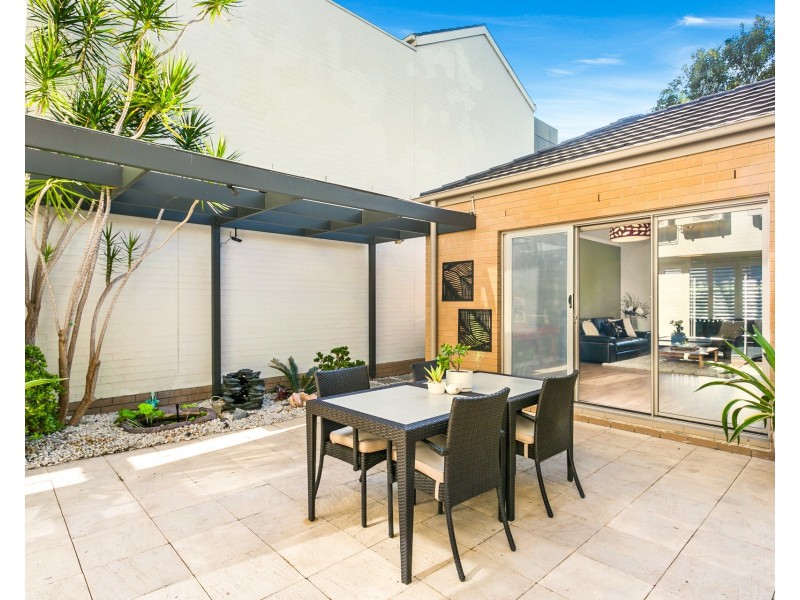 25 Owens Avenue, Newington NSW 2127