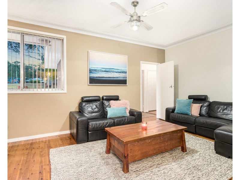 12 Ayres Crescent, Georges Hall NSW 2198