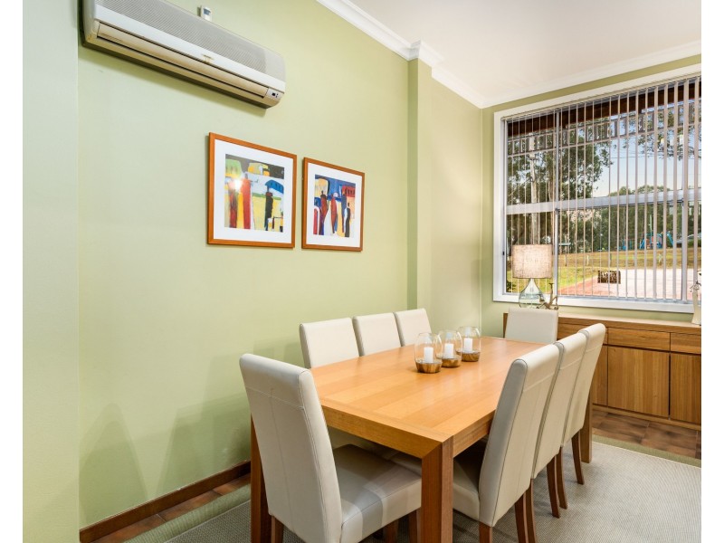 12 Ayres Crescent, Georges Hall NSW 2198