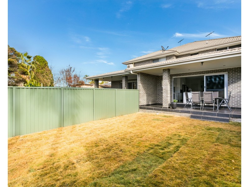 5 Eileen Street, Picnic Point NSW 2213