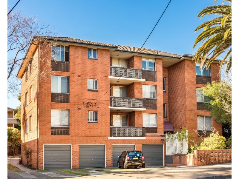 2/96 Victoria Street, Ashfield NSW 2131