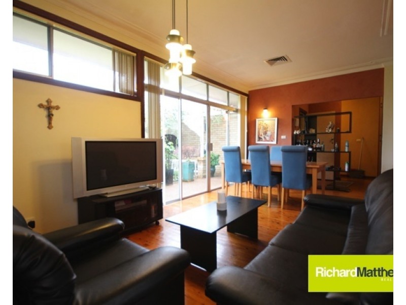 15 Denman Road, Georges Hall NSW 2198