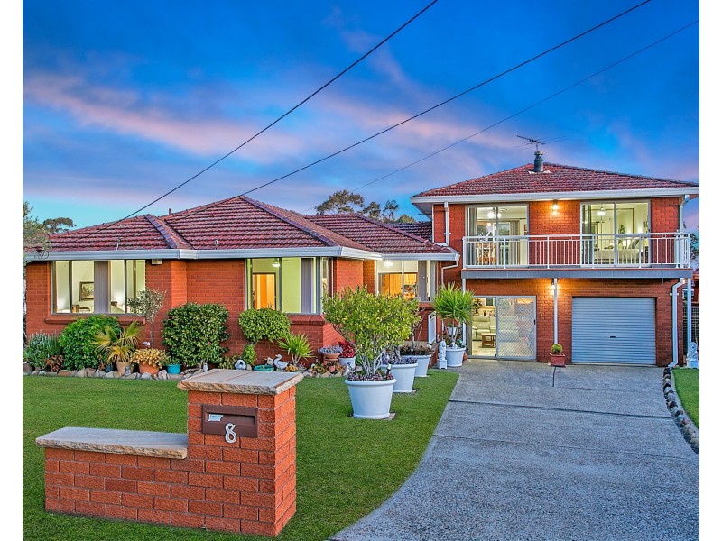 8 Ayres Crescent, Georges Hall NSW 2198