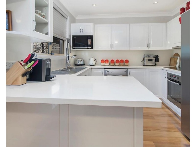 33a Leacocks Lane, Casula NSW 2170