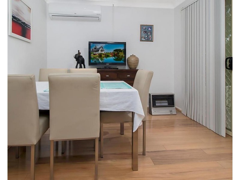 33a Leacocks Lane, Casula NSW 2170