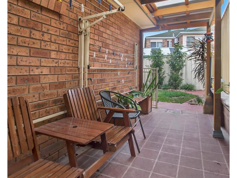 33a Leacocks Lane, Casula NSW 2170