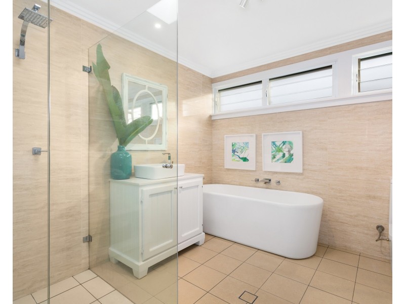 573 Henry Lawson Drive, East Hills NSW 2213