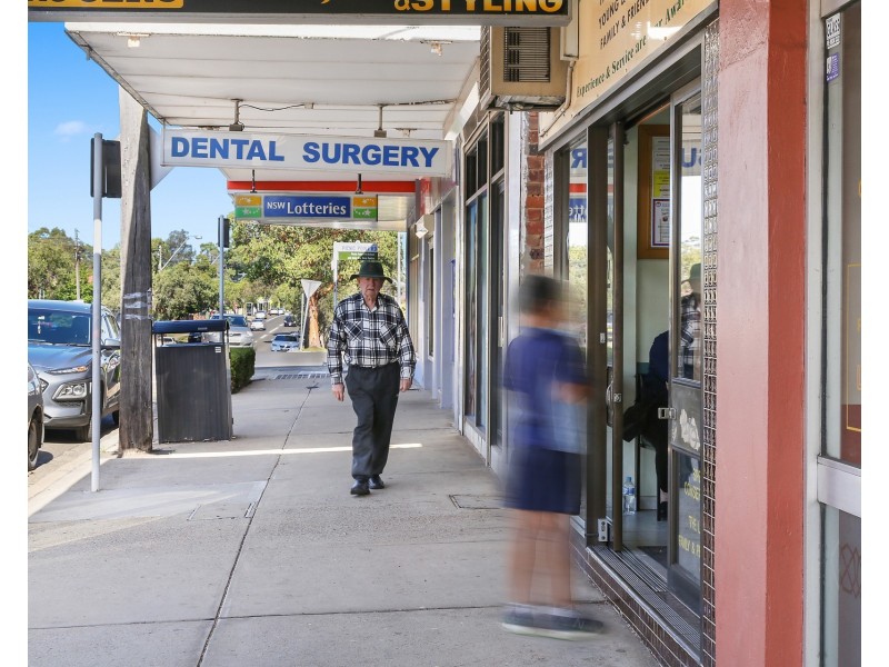 3a  Eileen Street, Picnic Point NSW 2213