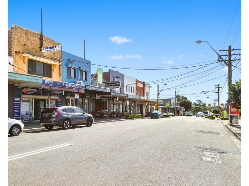 3a  Eileen Street, Picnic Point NSW 2213