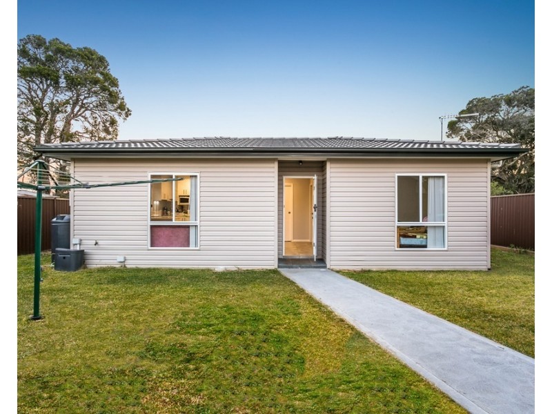 4 Fifth Avenue, Condell Park NSW 2200