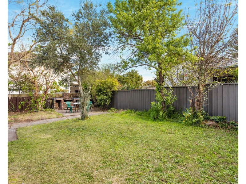 4 Napoleon Road, Greenacre NSW 2190