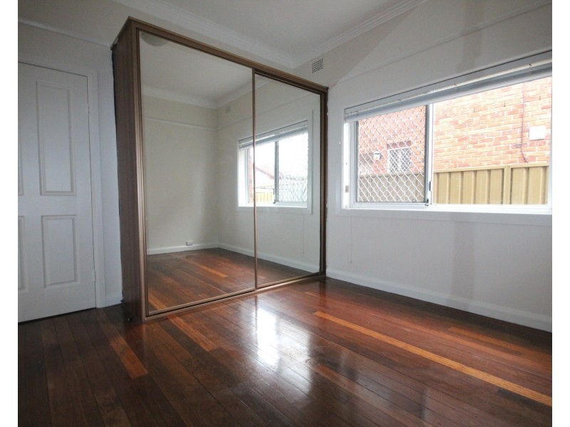 2/53 Thomas Street, Croydon NSW 2132