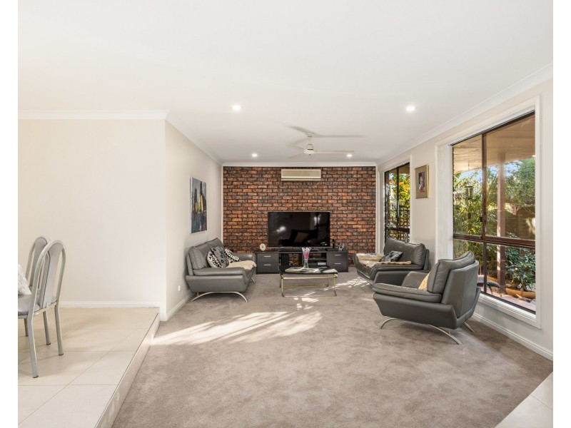 33 Haig Avenue, Georges Hall NSW 2198