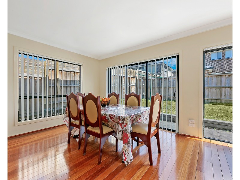 31 Burringoa Crescent, Colebee NSW 2761