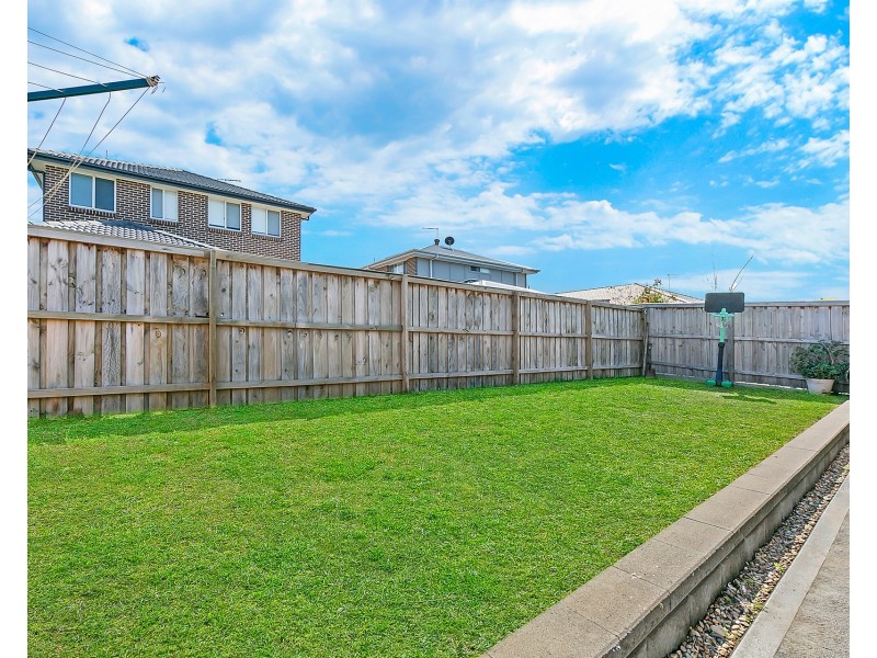 31 Burringoa Crescent, Colebee NSW 2761