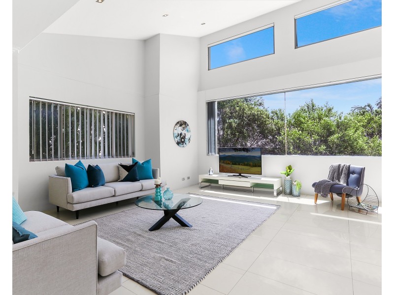 14 Anembo Avenue, Georges Hall NSW 2198