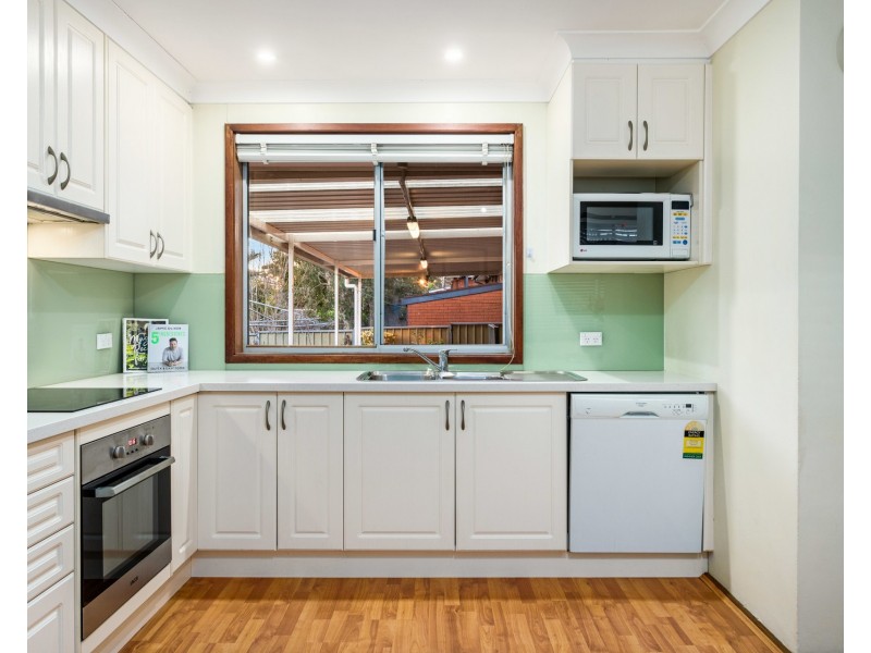 39 Sturt Avenue, Georges Hall NSW 2198