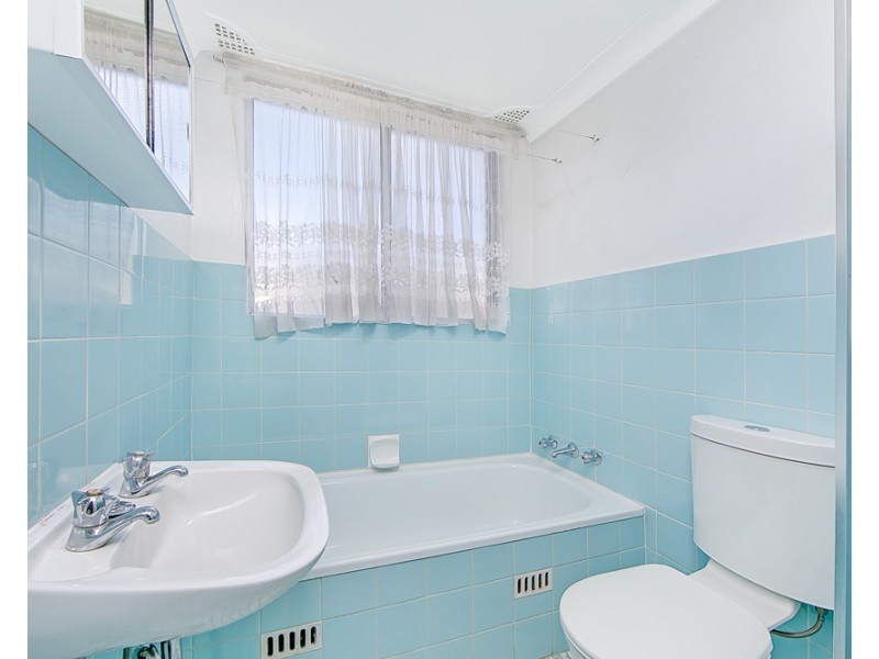 4/4 Mooney Street, Strathfield South NSW 2136