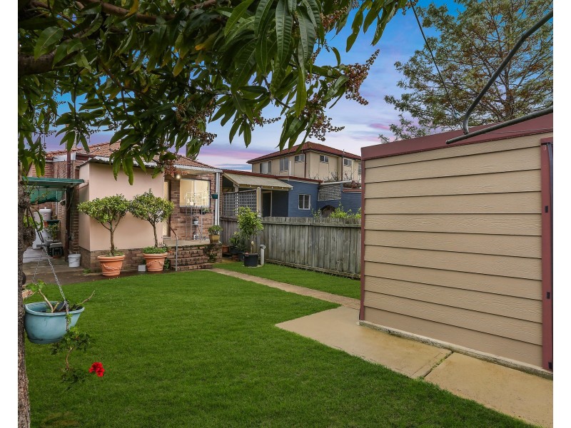 28 Weldon Street, Burwood NSW 2134